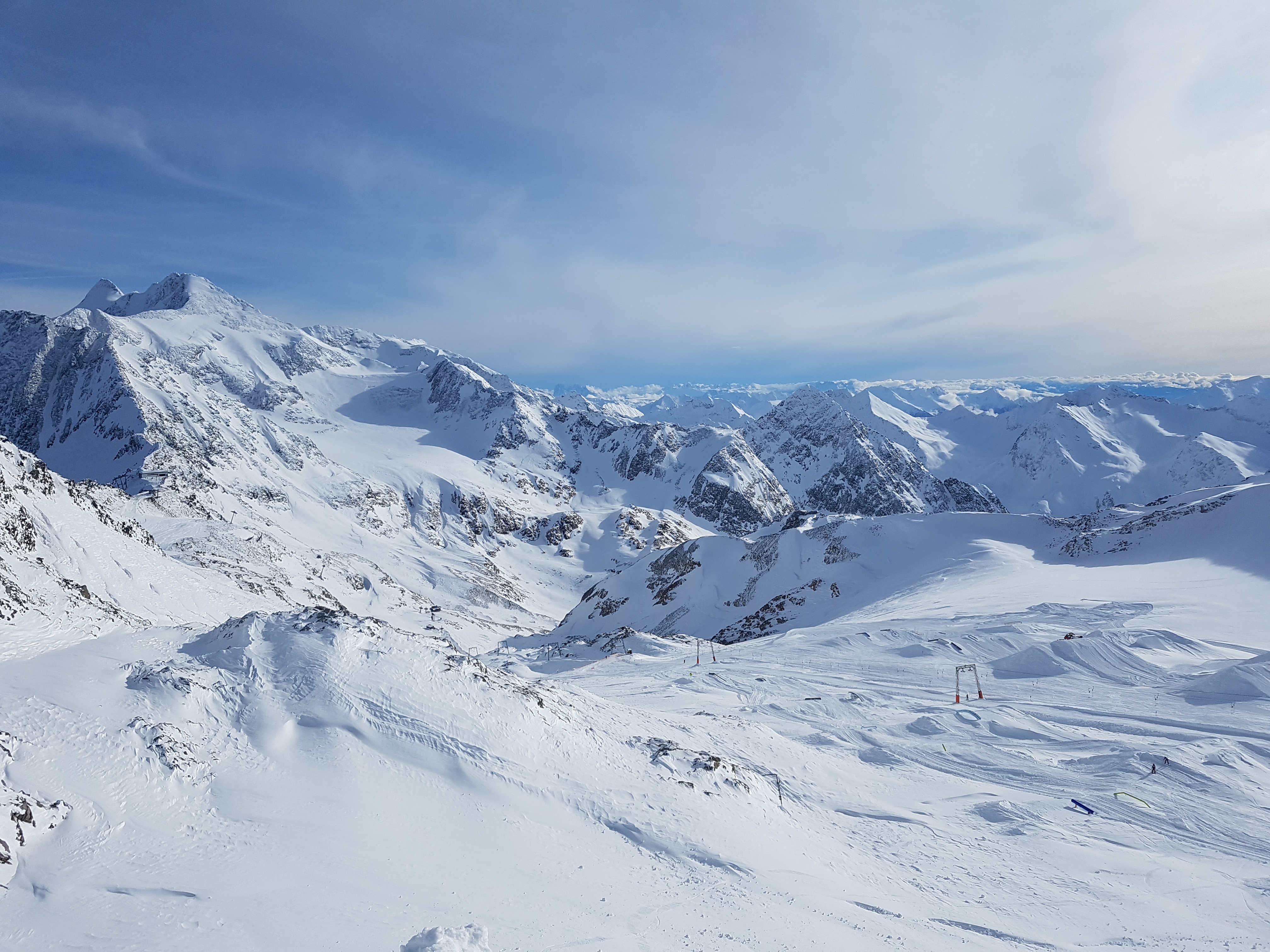 Blick vom Top of Tyrol über den Stubai Zoo Park in Richtung Dolomiten Image
