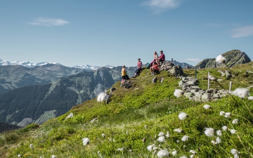 Sommer in den Alpen: Unsere 5 Lieblingsorte zum Wandern, Relaxen &amp; Entdecken