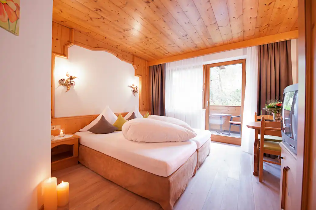 Doppelzimmer o. Dreibettzimmer